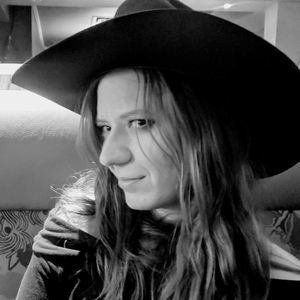 Meet your Posher, Jodie